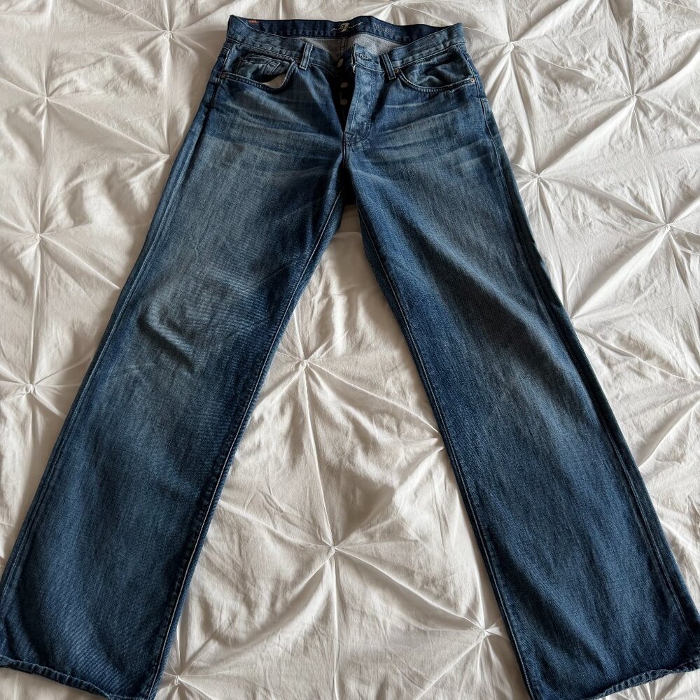 7 For All Mankind Relaxed Button Fly Jeans 32 Light Wash Made in USA 100% Cotton